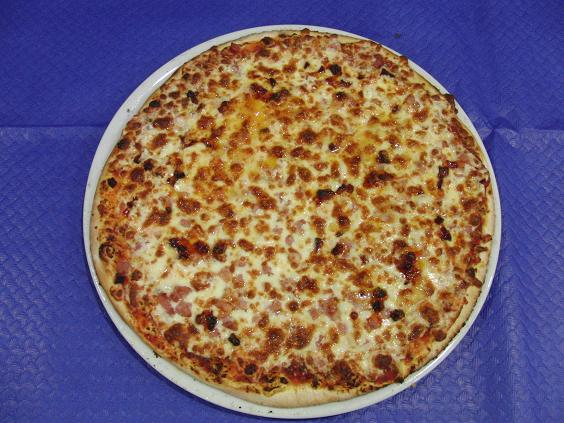 pizza jamon york chorizo y queso